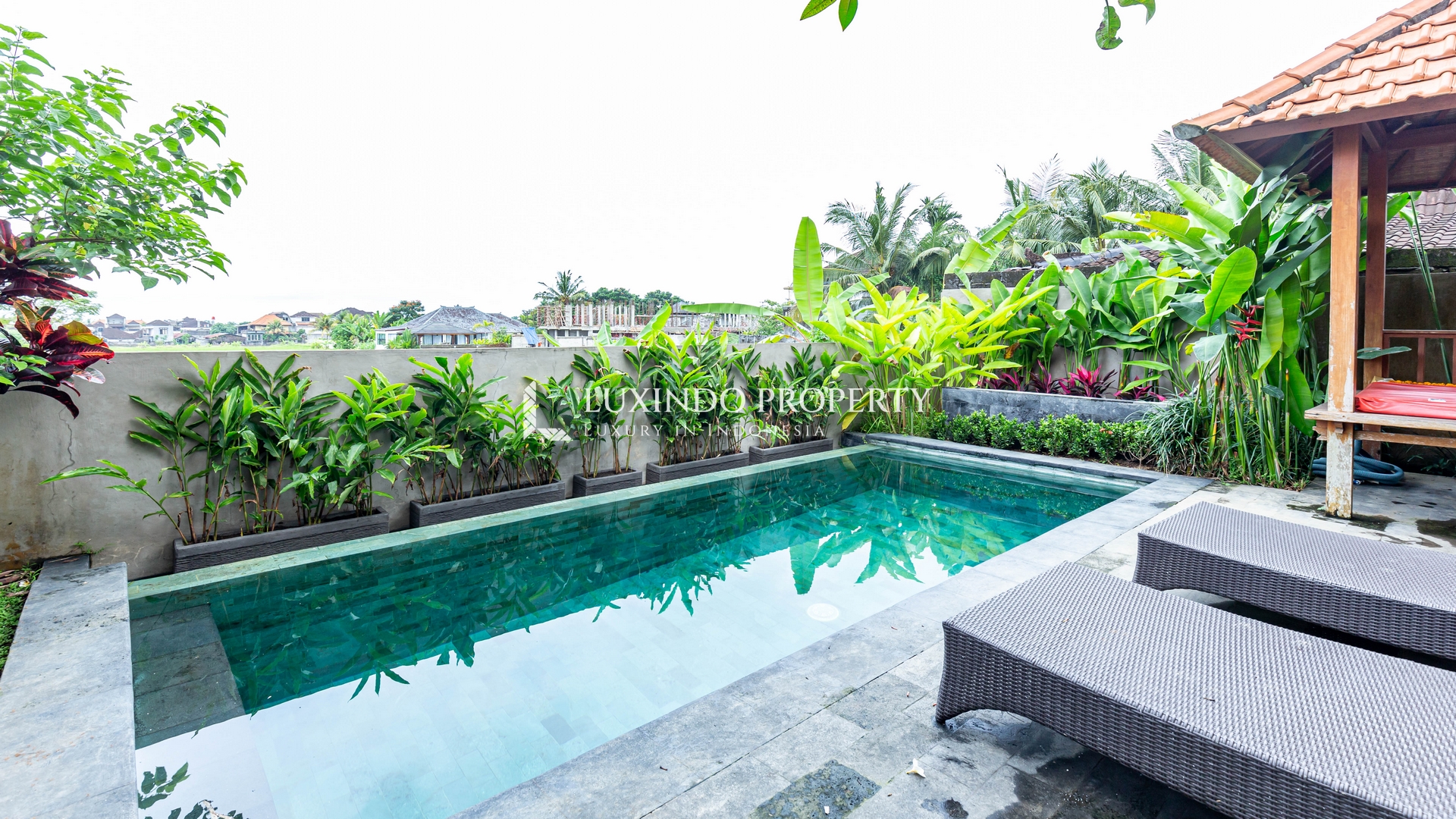 PELIATAN- MODERN BALINESE VILLA FOR LEASE (LHV954)